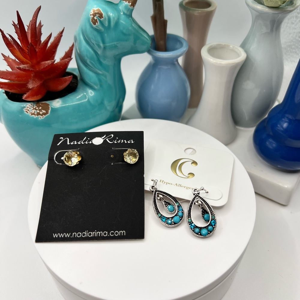 2 Pairs of Fashion Earrings NEW‎